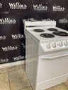 Avanti Used Electric Stove 220volts (40/50 AMP) 23 1/2” {3 prong} (White) 