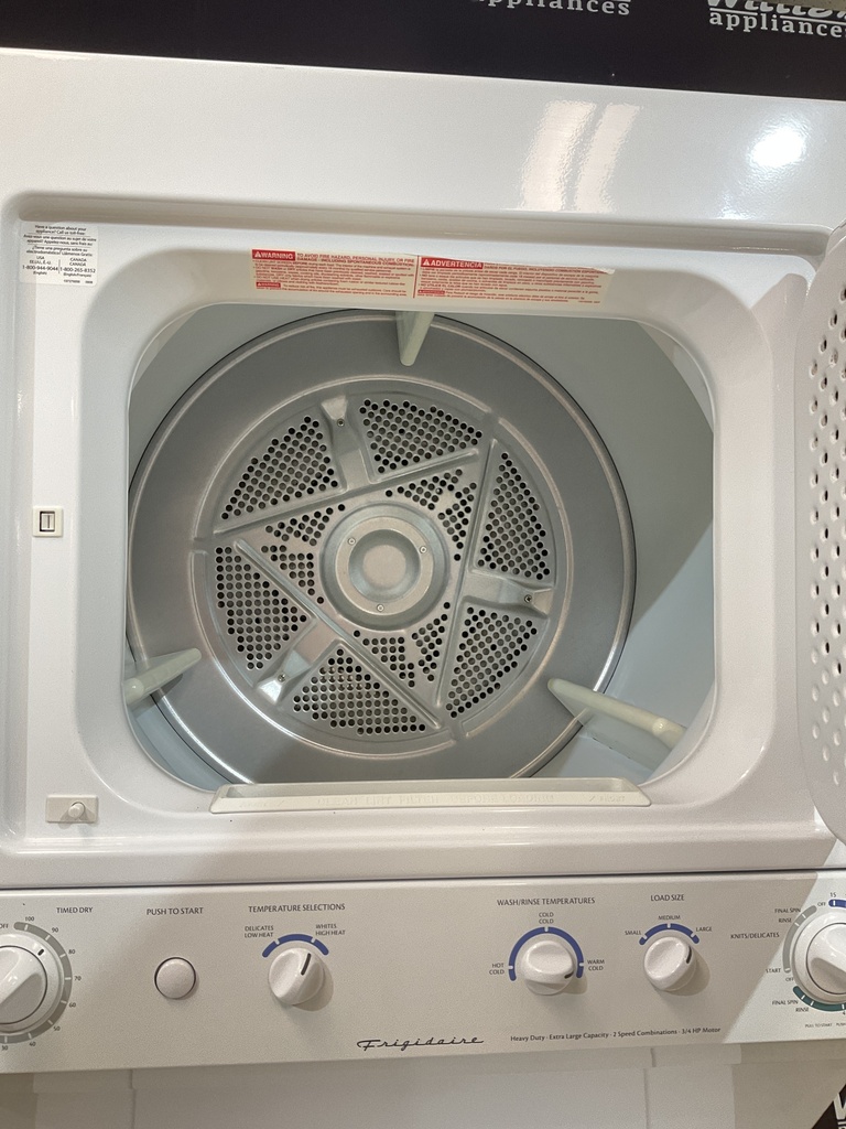 Frigidaire Used Electric Unit Stackable 220volts (30 AMP) 27x74 {4 prong} (White) 