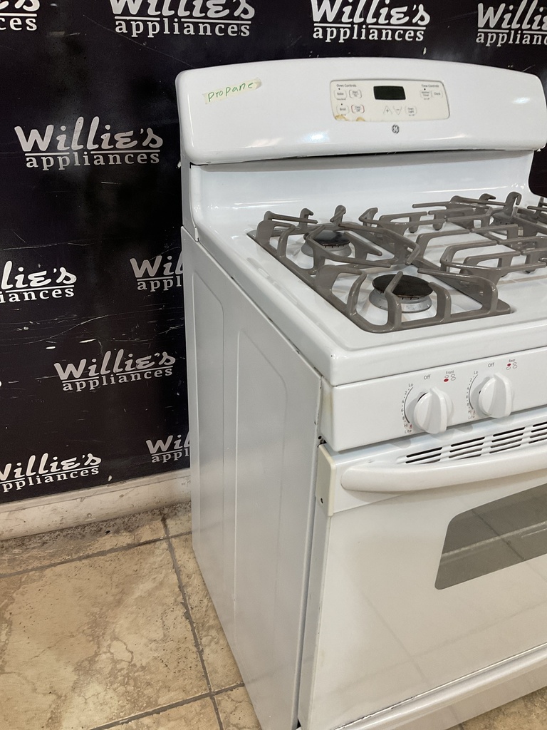 Ge Used Gas Propane Stove 30inches (White) 
