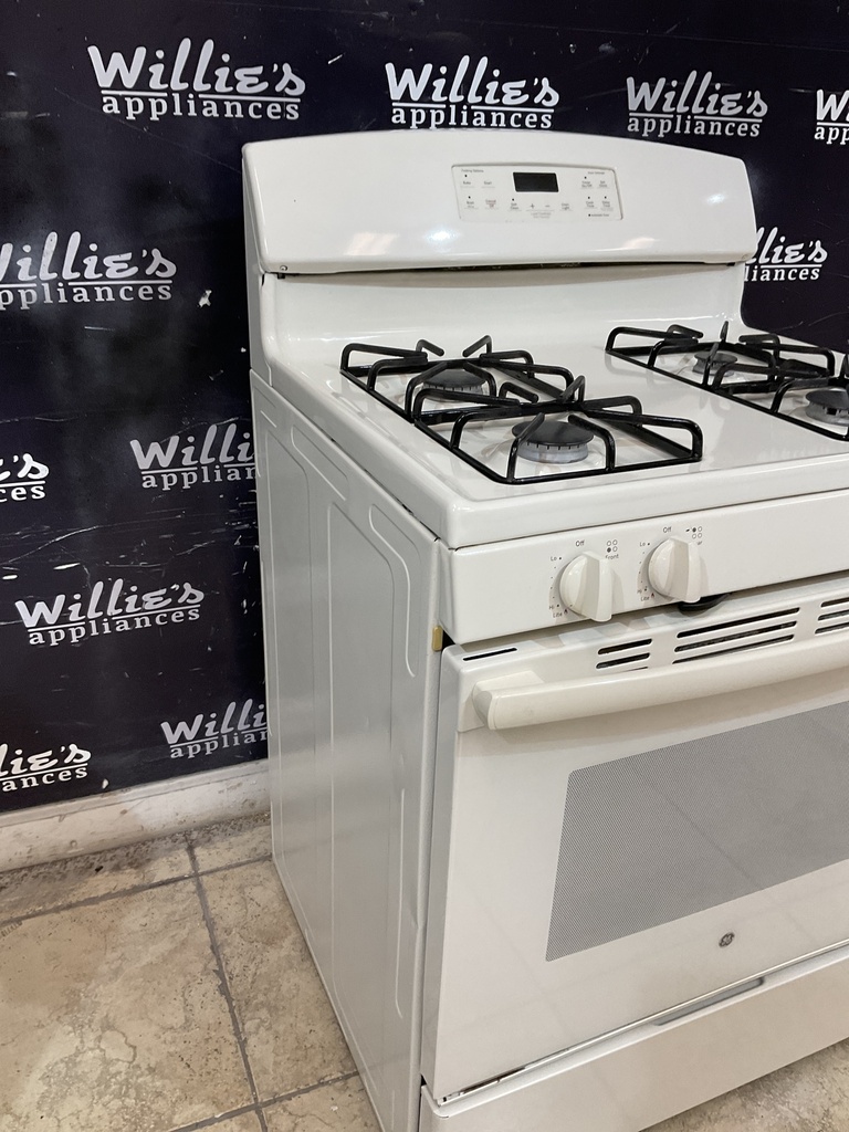 Ge Used Natural Gas Stove 30inches (Bisque) 