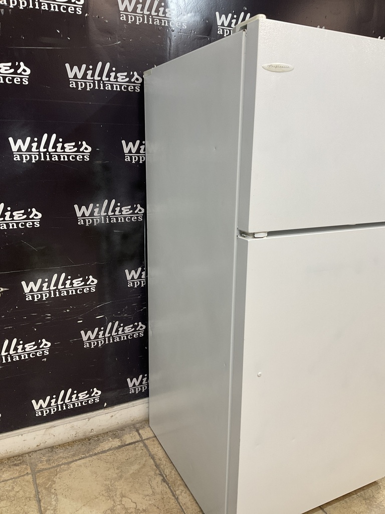 Frigidaire Used Refrigerator Top and Bottom 28x60 1/2” (White) 