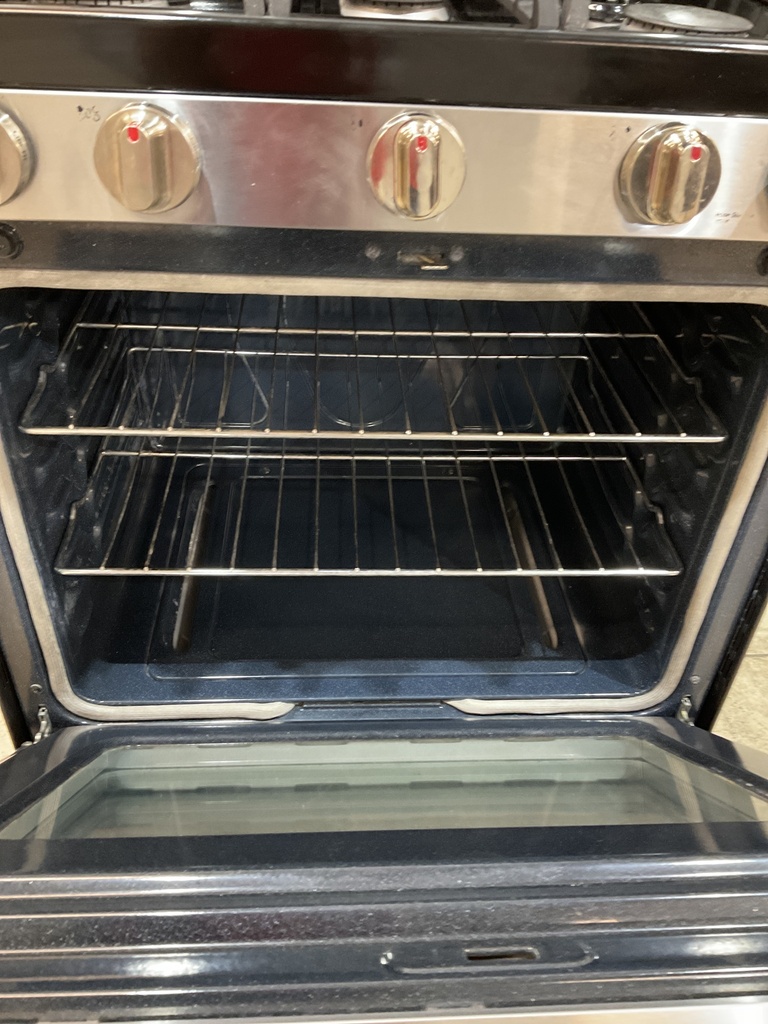 Samsung Used Gas Propane Stove 30inches (stainless steel) 