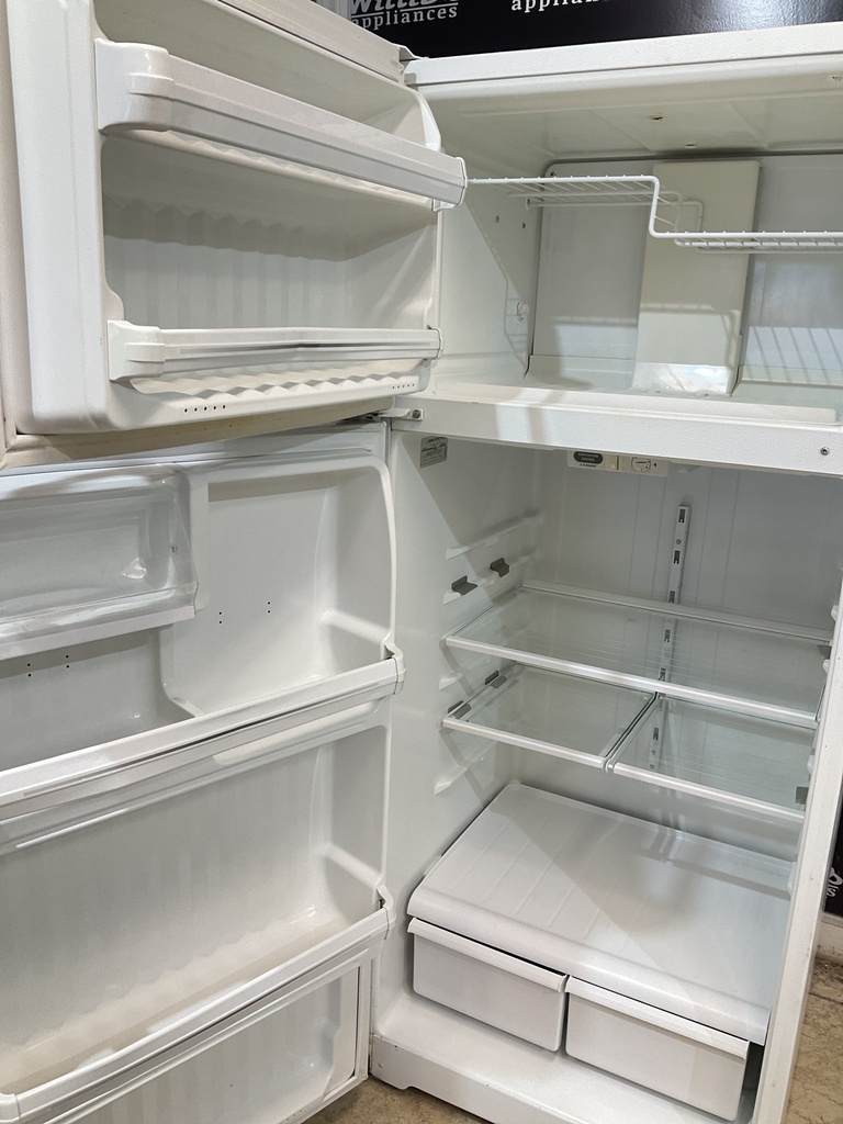 Ge Used Refrigerator Top and Bottom 28x67 (White) 