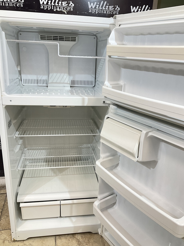 Ge Used Refrigerator Top and Bottom 28x61 (White) 