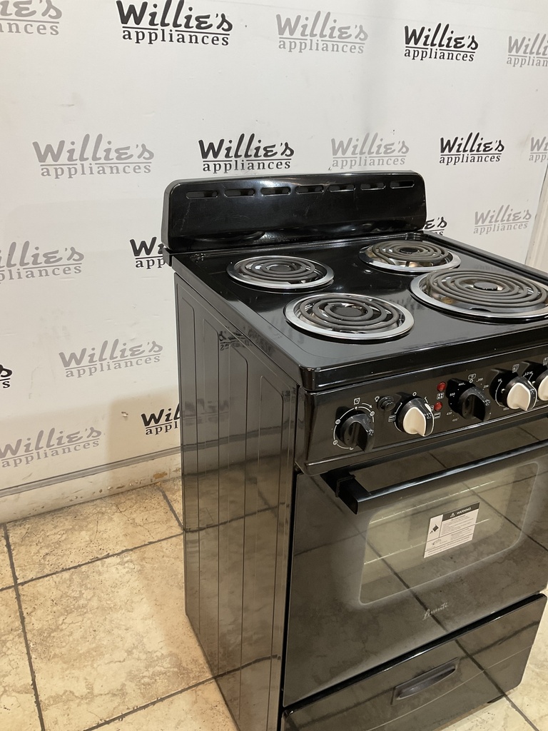Avanti Used Electric Stove 220volts (40/50 AMP) 30inches {no cord} (Black) 
