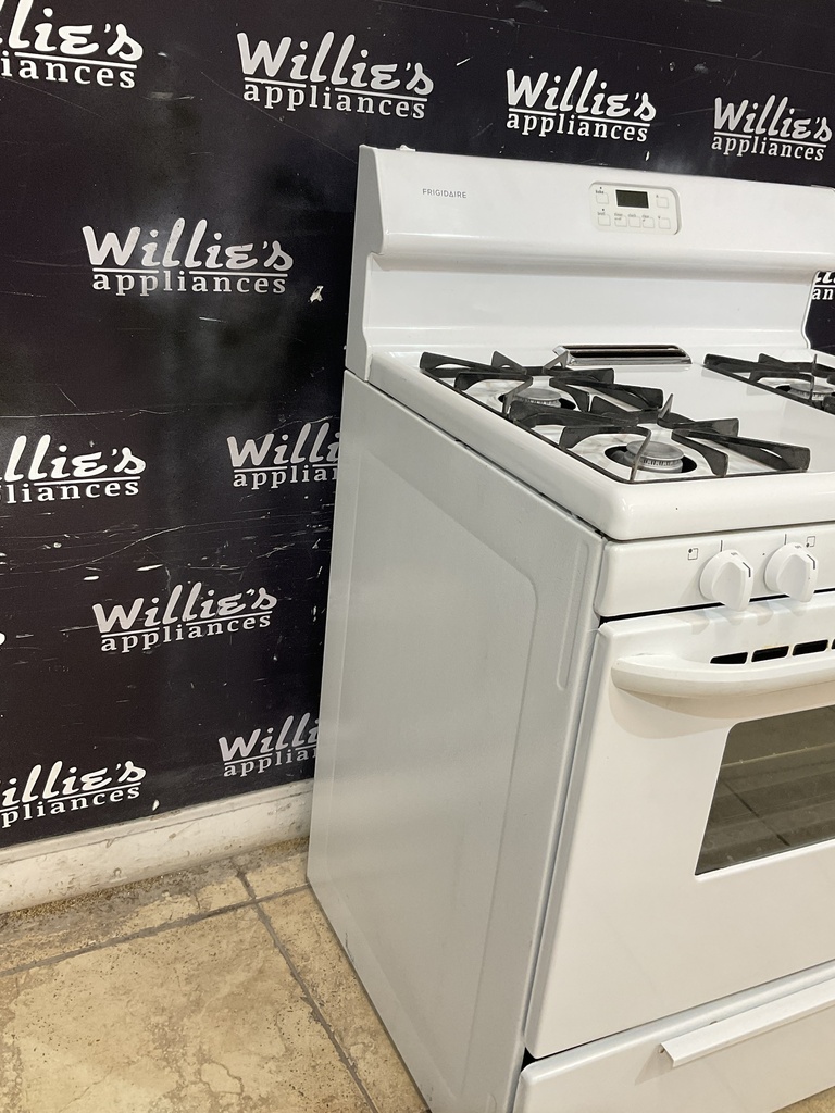 Frigidaire Used Natural Gas Stove 30inches (White) 