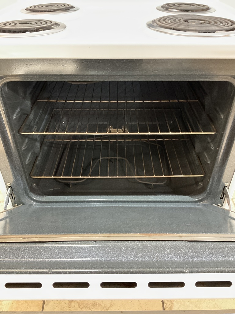 Ge Used Electric Stove 220volts (40/50 AMP) 30inches {no cord} (White/Black) 