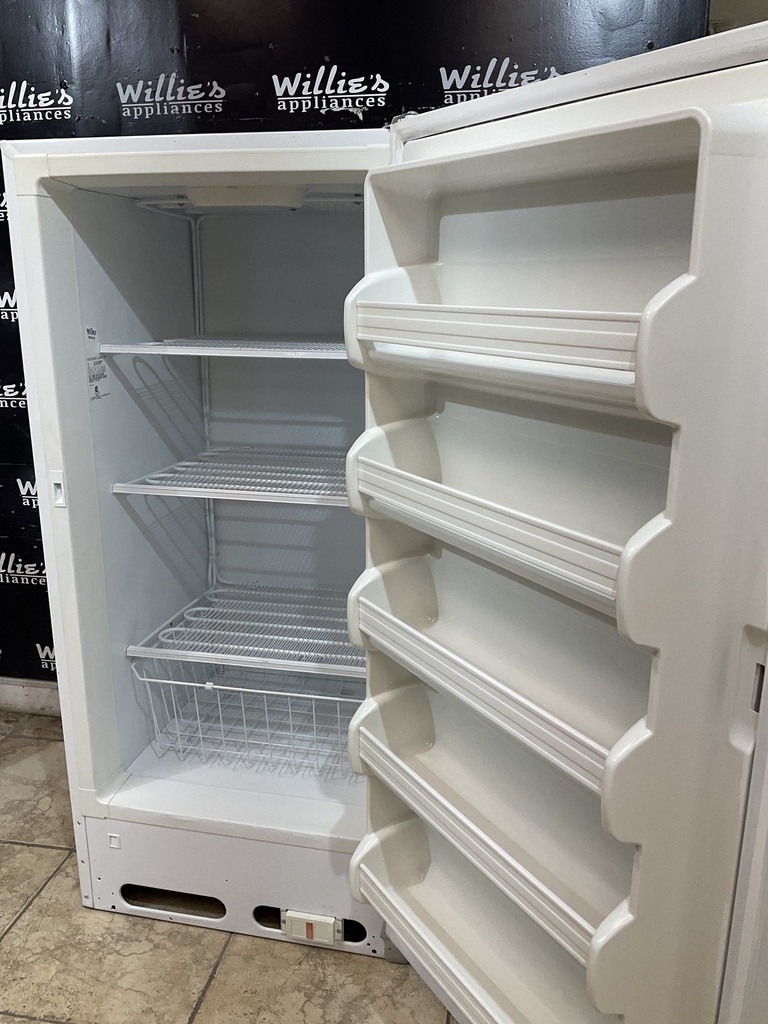 Frigidaire Used Freezer Upright 28x59 1/2” (White) 