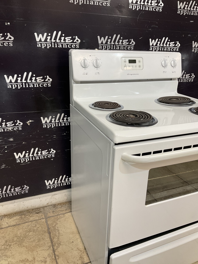 Frigidaire Used Electric Stove 220volts (40/50 AMP) 30inches {no cord} (White) 