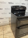 Ge Used Electric Stove Double Oven 220volts {40/50 AMP) 30inches {3 prong} (Black) 