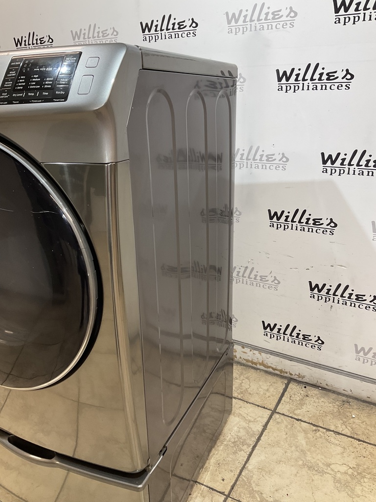 Samsung Used Electric Dryer 220volts (30 AMP) 27inches {4 prong} (Grey) 