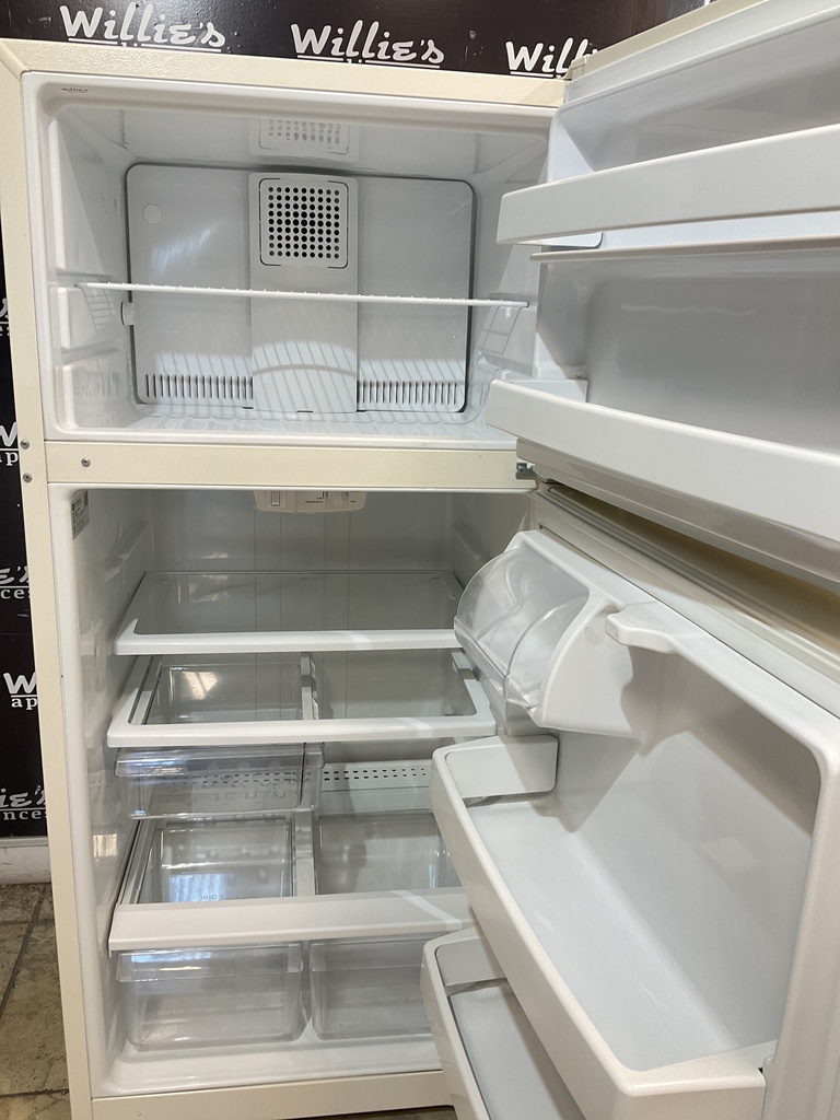 Ge Used Refrigerator Top and Bottom 28x61 (Bisque) 