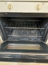 Magic Chef Used Natural Gas Stove 30inches (Bisque) 