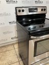 Frigidaire Used Electric Stove 220volts (40/50 AMP) 30inches {no cord} (Stainless steel) 
