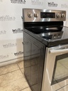 Samsung Used Electric Stove 20volts (40/50 AMP) 30inches {no cord} (Stainless steel) 
