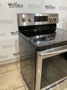 Samsung Used Electric Stove 220volts (40/50 AMP) 30inches {no cord} (Stainless steel) 