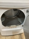 Lg Used Electric Dryer 220volts (30 AMP) 27inches {4 prong} (White) 