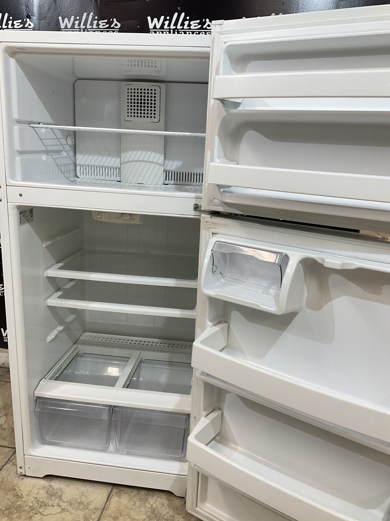 Ge Used Refrigerator Top and Bottom 28x61 (White) 