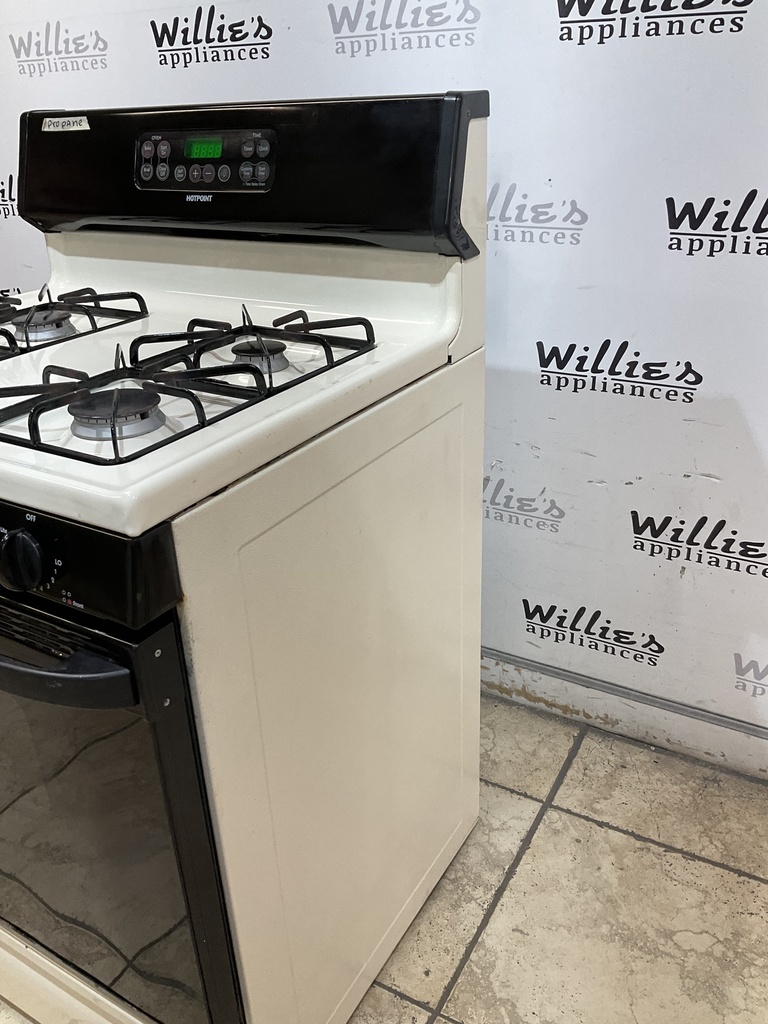 Hotpoint Used Gas Propane Stove 30inches (Bisque/Black) 