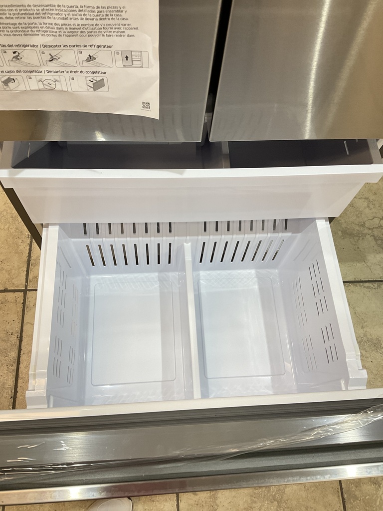 Samsung New Open Box Refrigerator French Door 32x70 (Stainless Steel) 