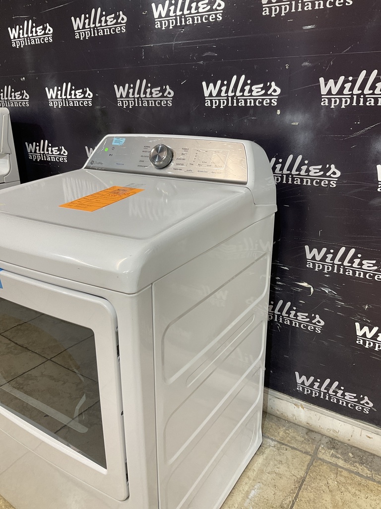 Ge New Open Box Electric Dryer 220volts (30 AMP) 27inches {no cord} (White) 