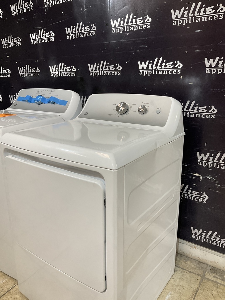 Ge New Open Box Natural Gas Set Washer/Dryer 27inches (White) 