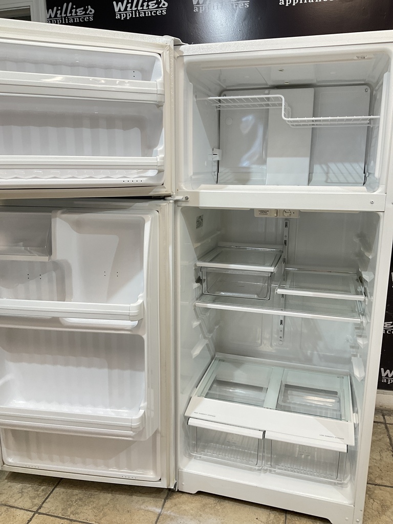 Hotpoint Used Refrigerator Top and Bottom 28x64 1/2” (White) 