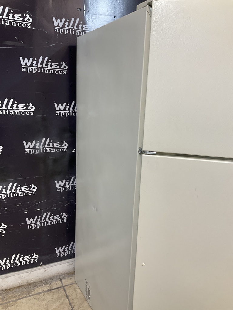 Whirlpool Used Refrigerator Top and Bottom 30x66 (Bisque) 