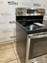 Ge Used Electric Stove 220volts (40/50 AMP) 30inches {no cord} (Stainless steel) 