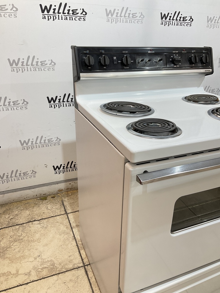 Hotpoint Used Electric Stove 220volts (40/50 AMP) 30inches {no cord} (White/Black) 