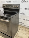Ge Used Electric Stove 220volts (40/50 AMP) 30inches {no cord} (Stainless steel) 