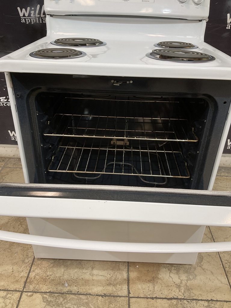 Ge Used Electric Stove 220volts (40/50 AMP) 30inches {no cord} (White)