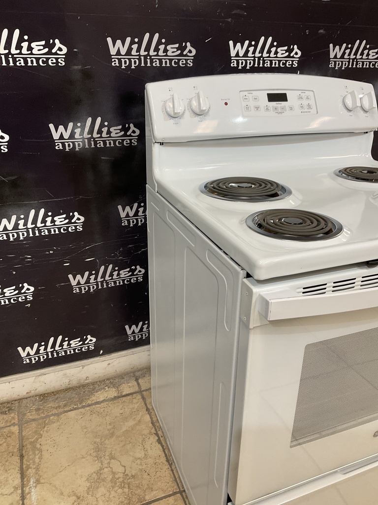 Ge Used Electric Stove 220volts (40/50 AMP) 30inches {no cord} (White)