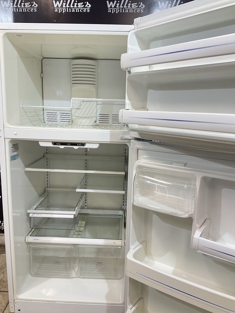 Ge Used Refrigerator Top and Bottom 30x67 (White) 
