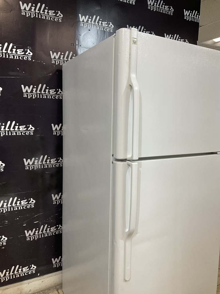 Ge Used Refrigerator Top and Bottom 30x66 1/2” (White) 