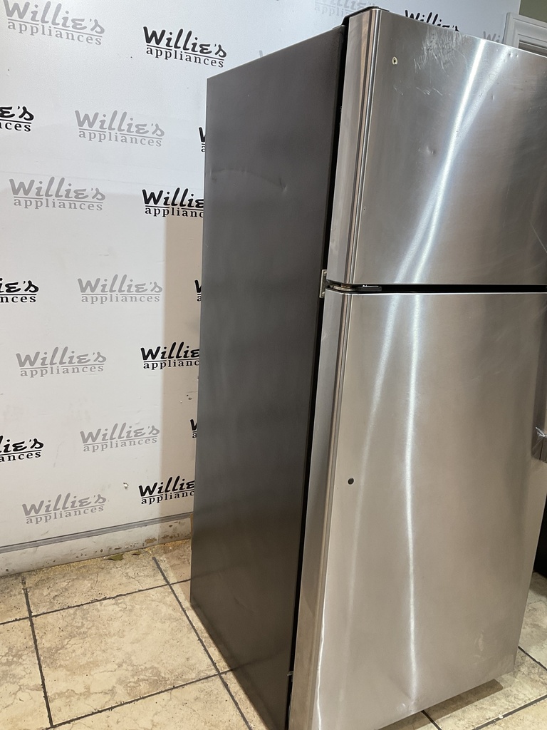 Ge Used Refrigerator Top and Bottom 28x64 1/2” (Stainless Steel) 