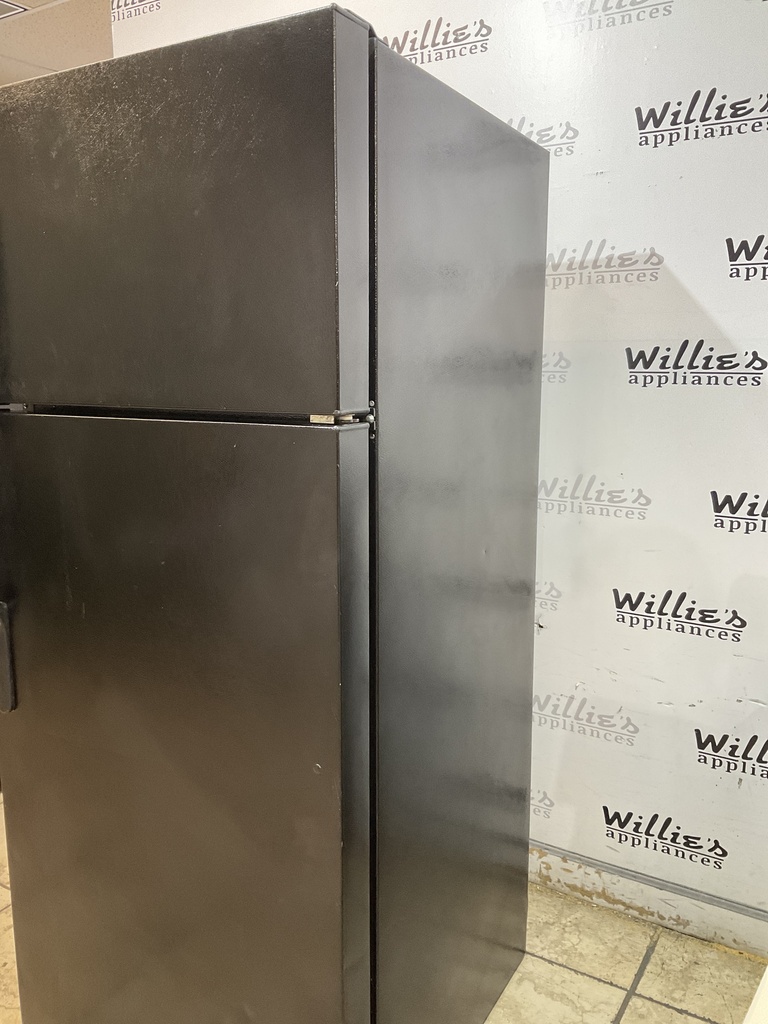 Ge Used Refrigerator Top and Bottom 28x67 1/2” (Black) 