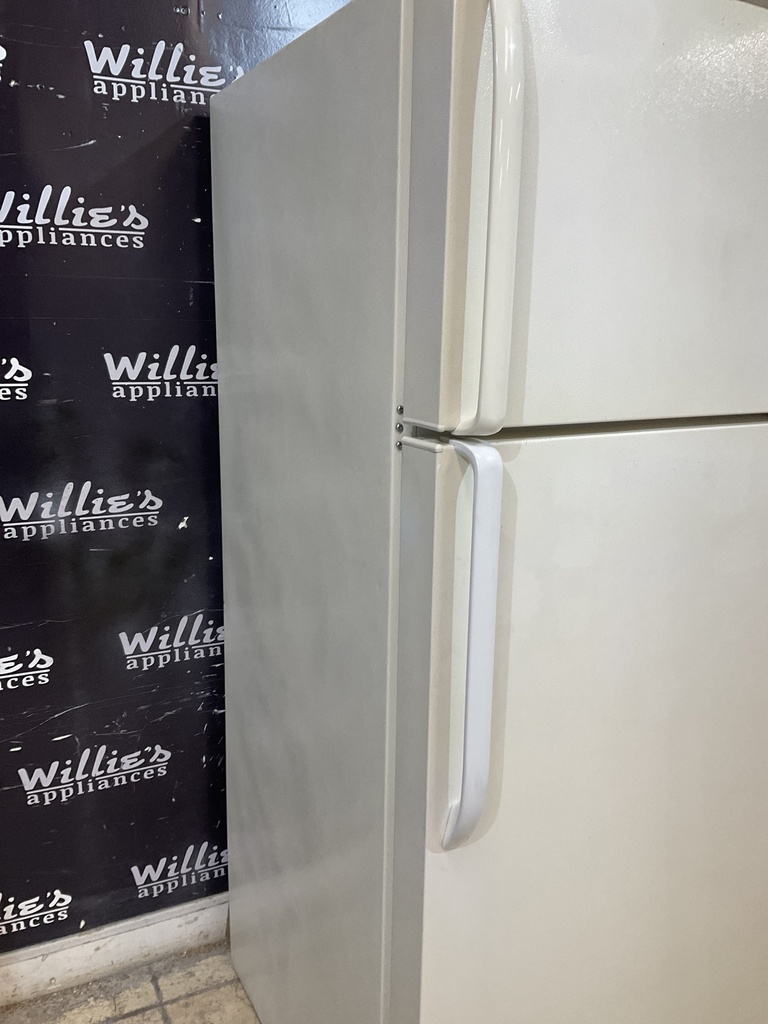 Ge Used Refrigerator Top and Bottom 28x67 1/2” (Bisque) 
