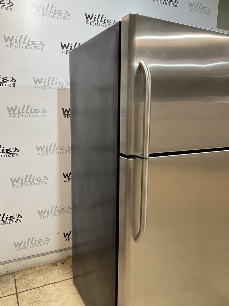Ge Used Refrigerator Top and Bottom 33x67 1/2” (Stainless Steel) 