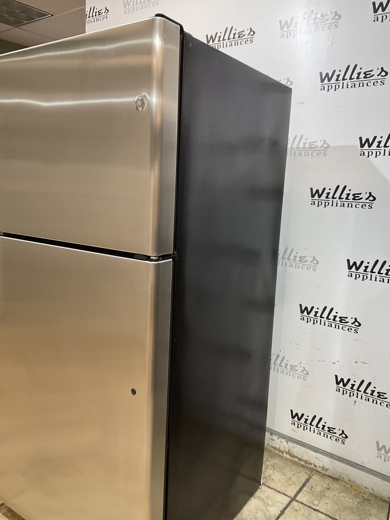 Ge Used Refrigerator Top and Bottom 33x67 1/2” (Stainless Steel) 