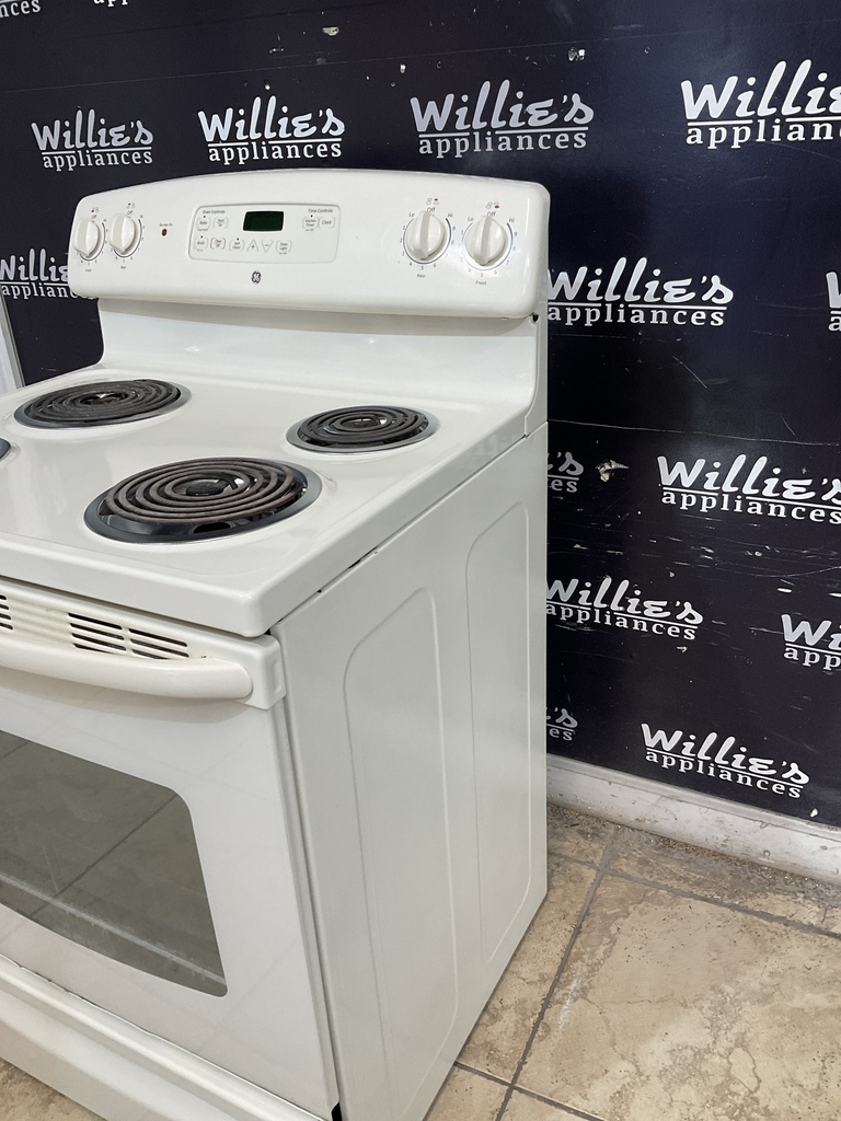 Ge Used Electric Stove 220volts (40/50 AMP) 30inches {no cord} (Bisque) 