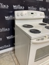 Ge Used Electric Stove 220volts (40/50 AMP) 30inches {no cord} (Bisque) 