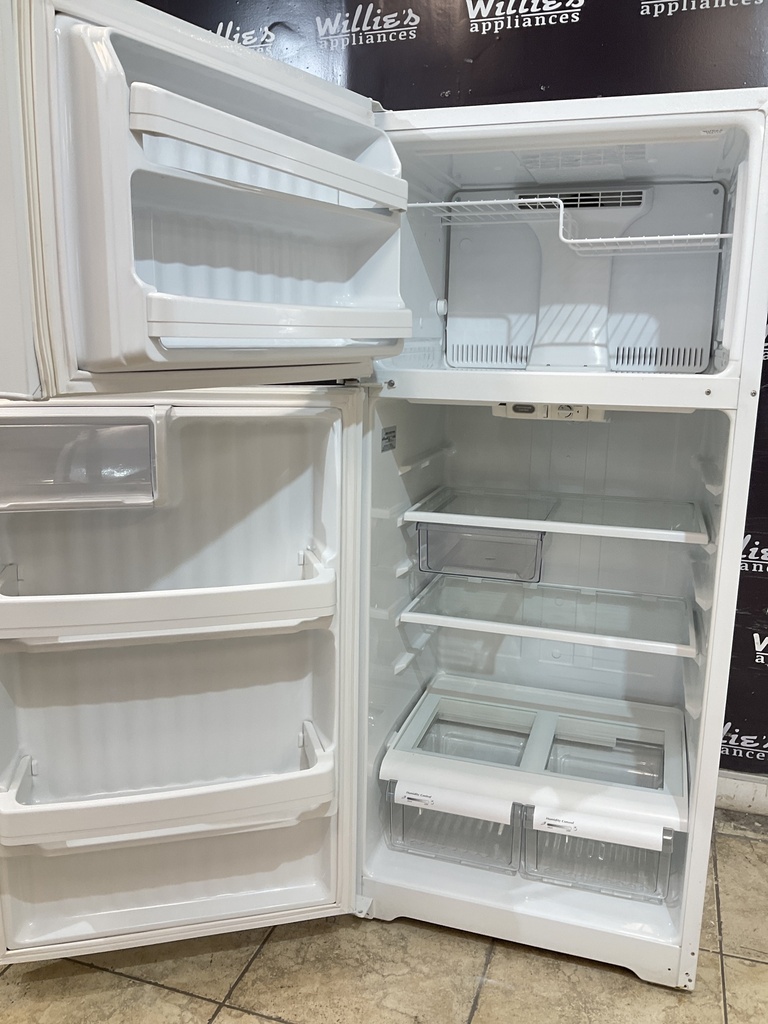 Ge Used Refrigerator Top and Bottom 28x64 1/2” (White) 