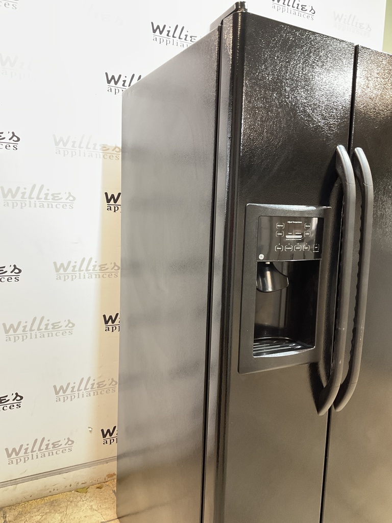 Ge Used Refrigerator Side by Side 32x67 1/2” (Black) 