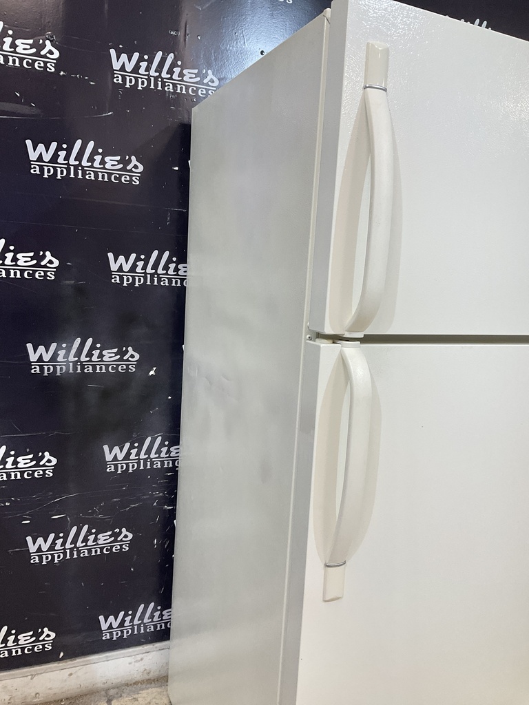 Frigidaire Used Refrigerator Top and Bottom 28 1/2” x 65 1/2” (Bisque) 