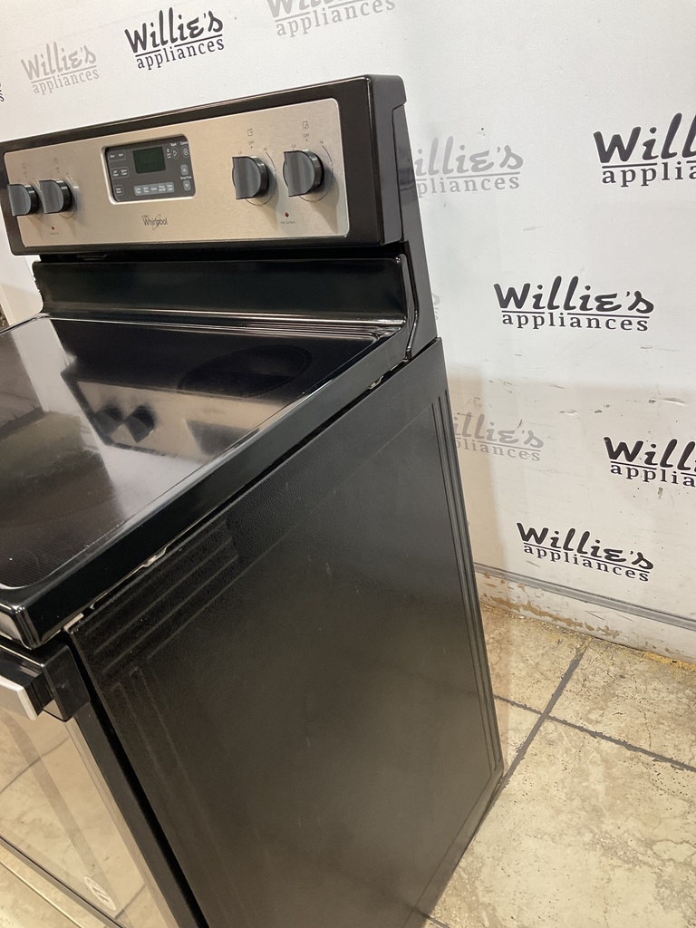 Whirlpool Used Electric Stove 220volts (40/50 AMP) 30inches {no cord} (Stainless steel) 