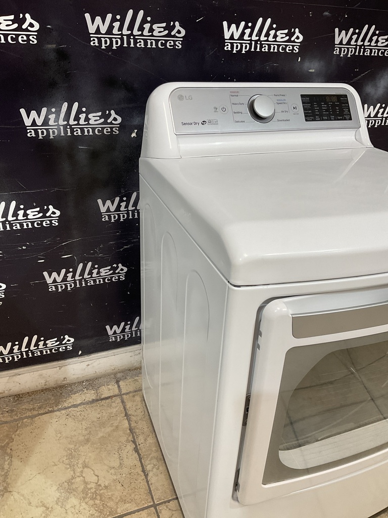 Lg Used Electric Dryer 220volts (30 AMP) 27inches {no cord} (White) 