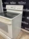 Ge Used Electric Stove 220volts (40/50 AMP) 30inches {no cord} (Bisque) 