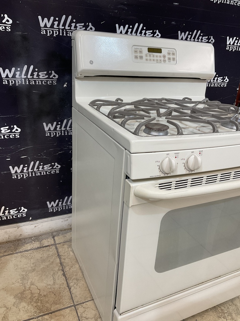 Ge Used Natural Gas Stove 30inches (Bisque)