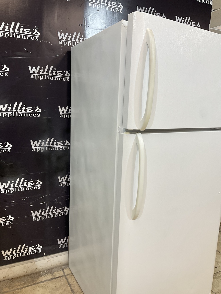 Frigidaire Used Refrigerator Top and Bottom 30x65 1/2” (White) 